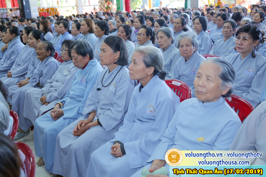 hinh-anh-cong-tu-chu-nhat-ngay-17-02-2019-chua-quan-the-am-duc-trong-lam-dong-29.jpg