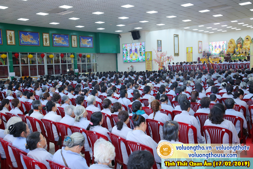 hinh-anh-cong-tu-chu-nhat-ngay-17-02-2019-chua-quan-the-am-duc-trong-lam-dong-33.jpg