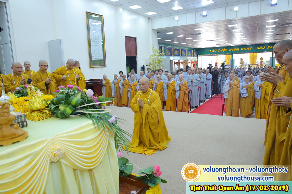 hinh-anh-cong-tu-chu-nhat-ngay-17-02-2019-chua-quan-the-am-duc-trong-lam-dong-39.jpg