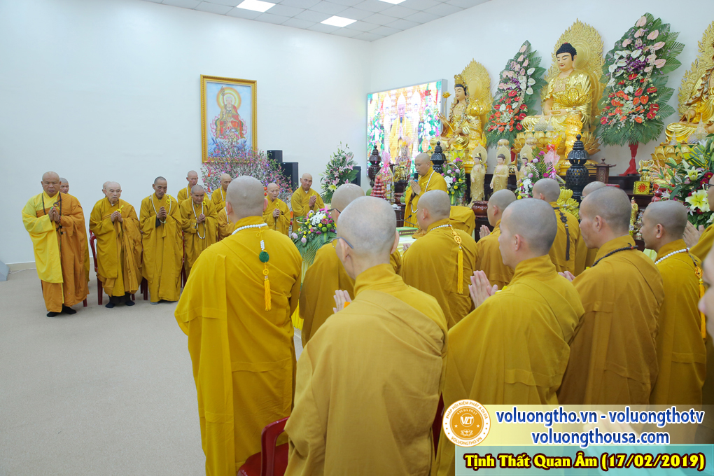 hinh-anh-cong-tu-chu-nhat-ngay-17-02-2019-chua-quan-the-am-duc-trong-lam-dong-4.jpg