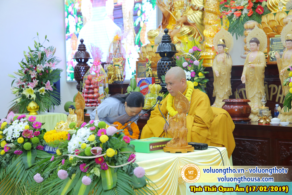 hinh-anh-cong-tu-chu-nhat-ngay-17-02-2019-chua-quan-the-am-duc-trong-lam-dong-7.jpg