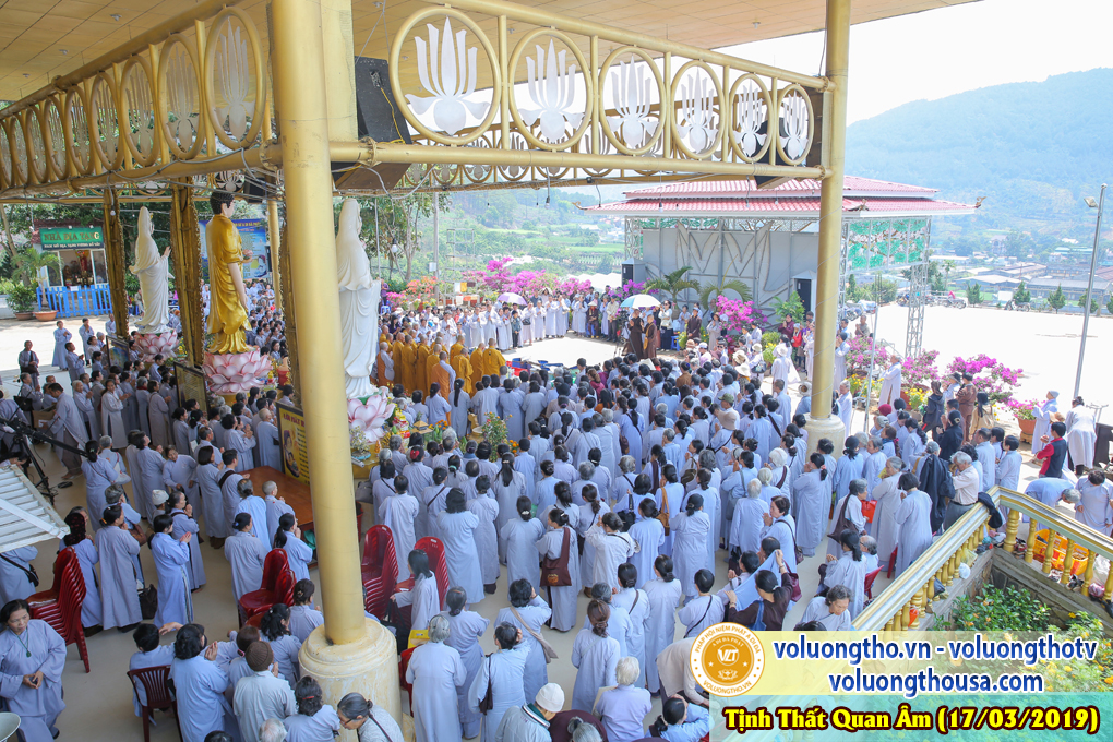 hinh-anh-cong-tu-chu-nhat-ngay-17-03-2019-chua-quan-the-am-duc-trong-lam-dong-21.jpg