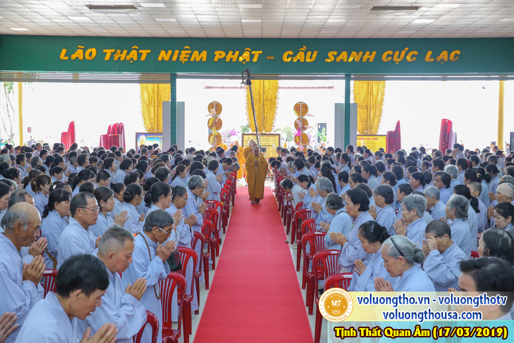 hinh-anh-cong-tu-chu-nhat-ngay-17-03-2019-chua-quan-the-am-duc-trong-lam-dong-25.jpg