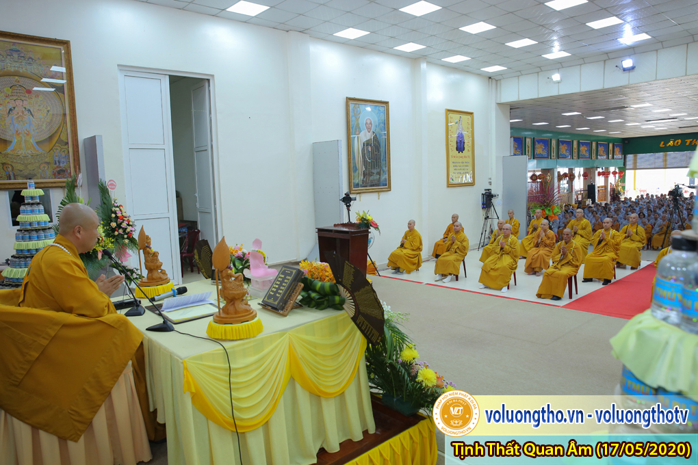 hinh-anh-cong-tu-chu-nhat-ngay-17-05-2020-chua-quan-the-am-duc-trong-lam-dong-11.jpg