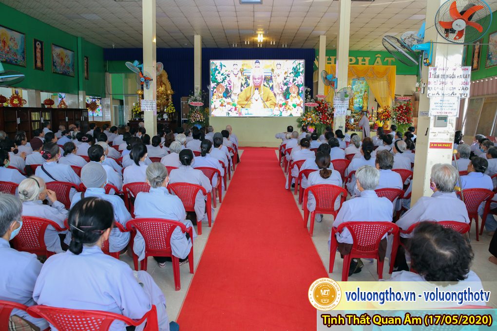 hinh-anh-cong-tu-chu-nhat-ngay-17-05-2020-chua-quan-the-am-duc-trong-lam-dong-17.jpg