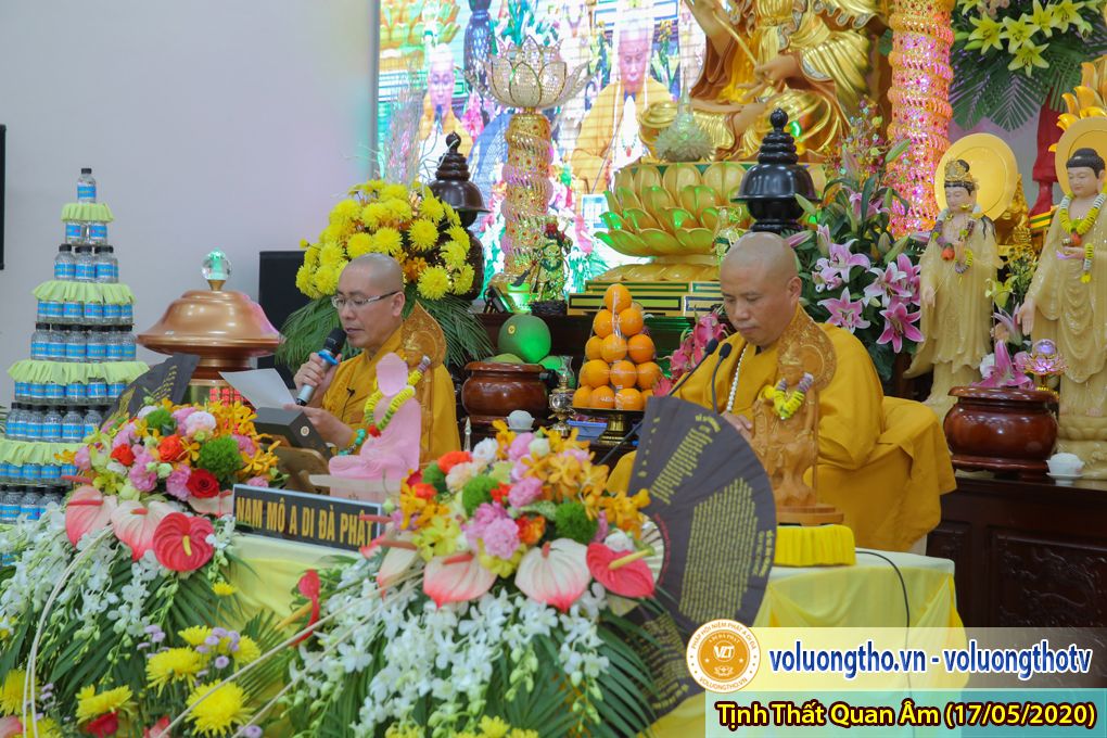 hinh-anh-cong-tu-chu-nhat-ngay-17-05-2020-chua-quan-the-am-duc-trong-lam-dong-19.jpg