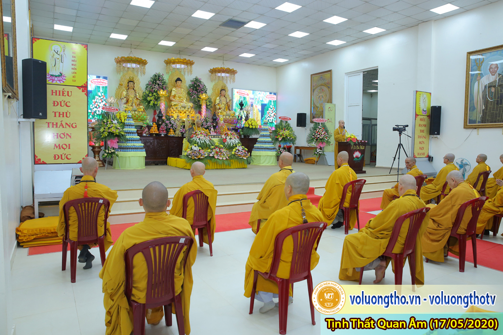 hinh-anh-cong-tu-chu-nhat-ngay-17-05-2020-chua-quan-the-am-duc-trong-lam-dong-4.jpg