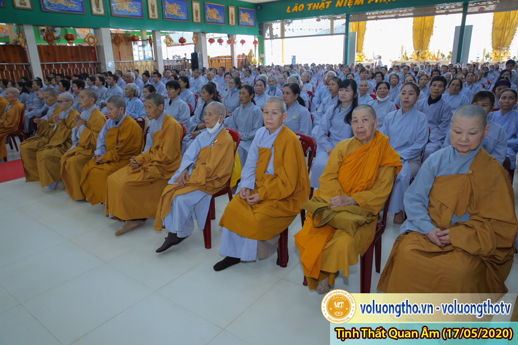 hinh-anh-cong-tu-chu-nhat-ngay-17-05-2020-chua-quan-the-am-duc-trong-lam-dong-5.jpg
