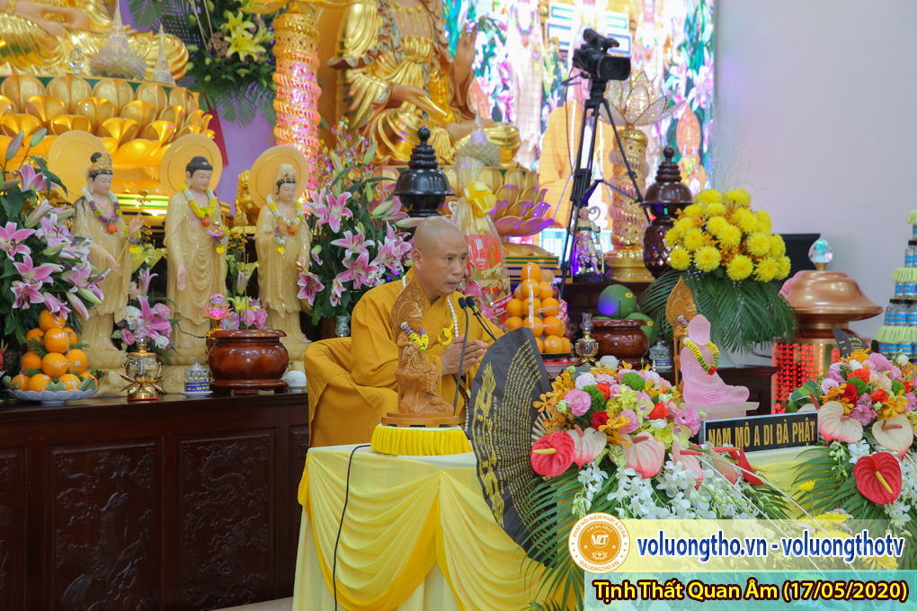 hinh-anh-cong-tu-chu-nhat-ngay-17-05-2020-chua-quan-the-am-duc-trong-lam-dong-9.jpg