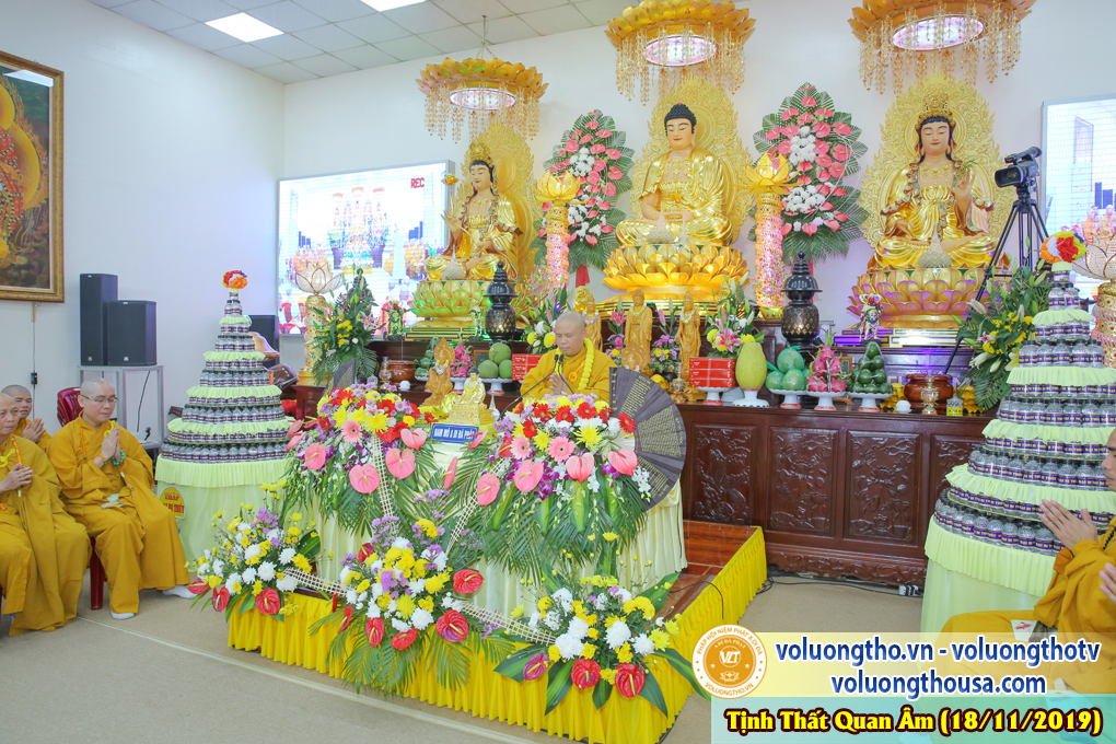 hinh-anh-cong-tu-chu-nhat-ngay-17-11-2019-chua-quan-the-am-duc-trong-lam-dong-19.jpg