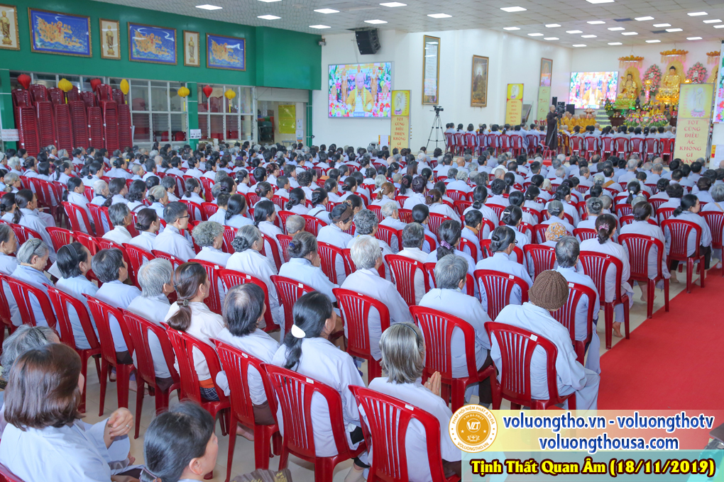 hinh-anh-cong-tu-chu-nhat-ngay-17-11-2019-chua-quan-the-am-duc-trong-lam-dong-23.jpg