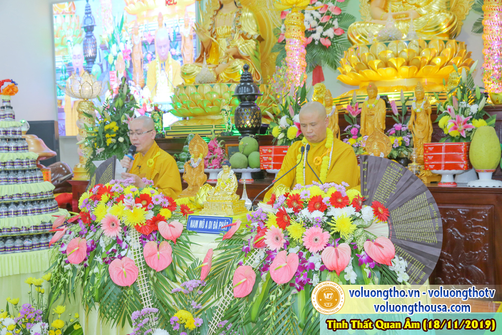 hinh-anh-cong-tu-chu-nhat-ngay-17-11-2019-chua-quan-the-am-duc-trong-lam-dong-31.jpg