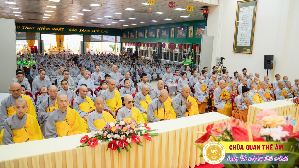 hinh-anh-cong-tu-chu-nhat-ngay-18-06-2023-chua-quan-the-am-duc-trong-lam-dong-16.jpg