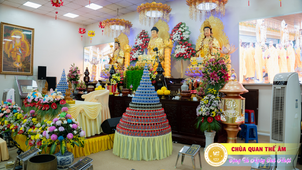 hinh-anh-cong-tu-chu-nhat-ngay-18-06-2023-chua-quan-the-am-duc-trong-lam-dong-2.jpg