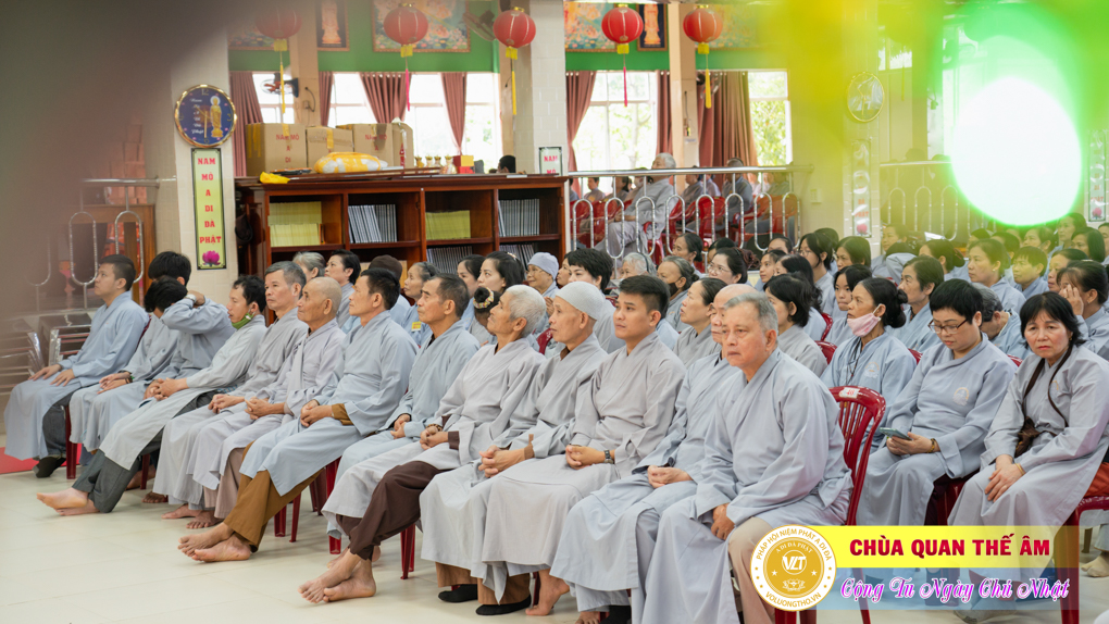 hinh-anh-cong-tu-chu-nhat-ngay-18-06-2023-chua-quan-the-am-duc-trong-lam-dong-30.jpg