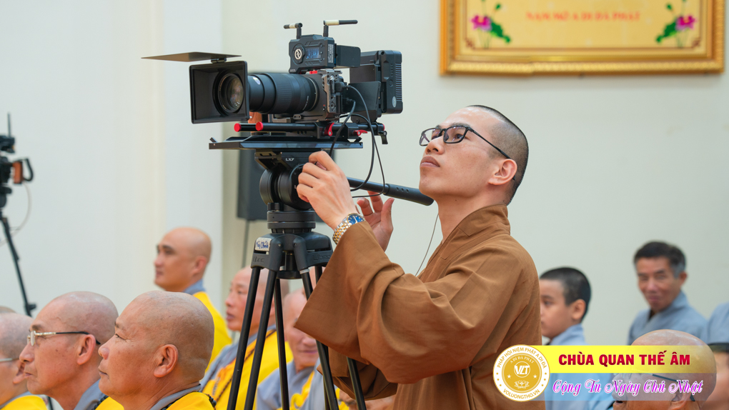 hinh-anh-cong-tu-chu-nhat-ngay-18-06-2023-chua-quan-the-am-duc-trong-lam-dong-34.jpg