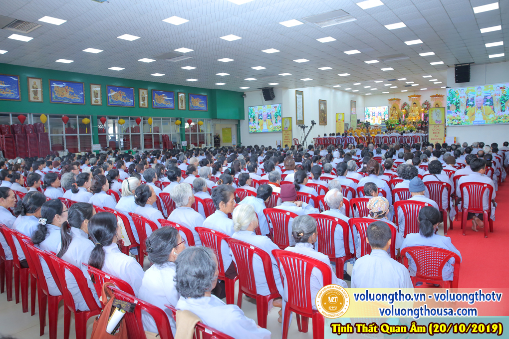 hinh-anh-cong-tu-chu-nhat-ngay-20-10-2019-chua-quan-the-am-duc-trong-lam-dong-27.jpg