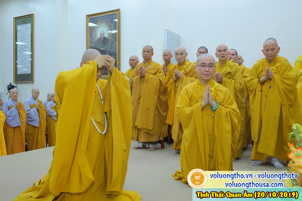 hinh-anh-cong-tu-chu-nhat-ngay-20-10-2019-chua-quan-the-am-duc-trong-lam-dong-8.jpg
