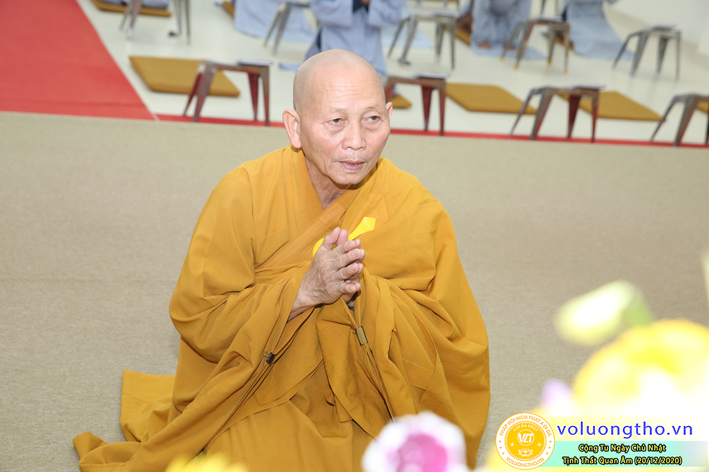 hinh-anh-cong-tu-chu-nhat-ngay-20-12-2020-chua-quan-the-am-duc-trong-lam-dong-12.jpg