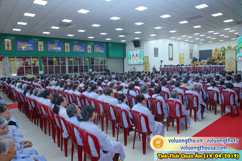 hinh-anh-cong-tu-chu-nhat-ngay-21-04-2019-chua-quan-the-am-duc-trong-lam-dong-18.jpg