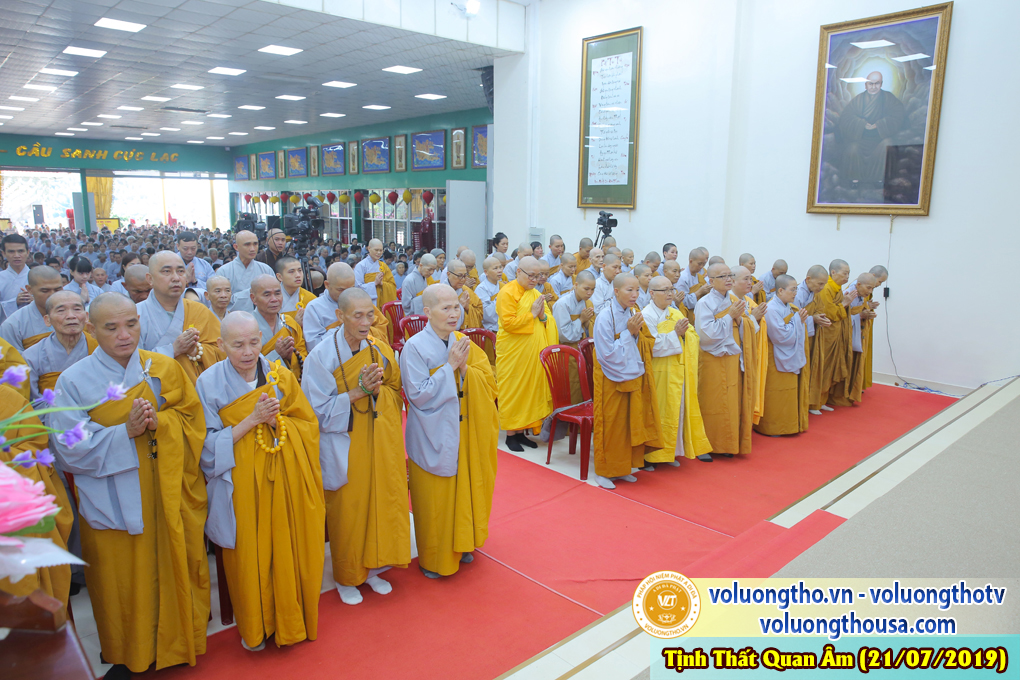 hinh-anh-cong-tu-chu-nhat-ngay-21-07-2019-chua-quan-the-am-duc-trong-lam-dong-3.jpg