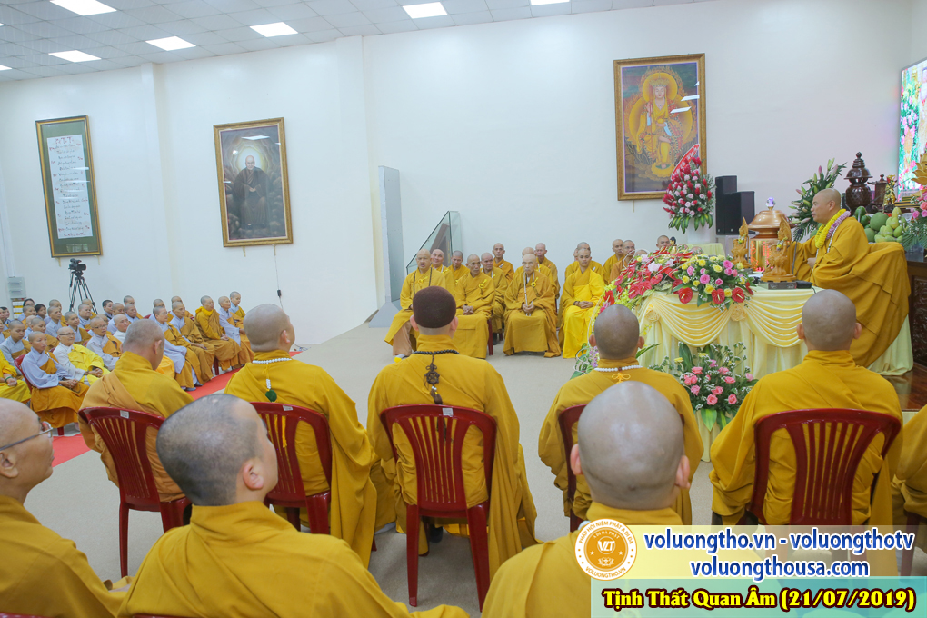 hinh-anh-cong-tu-chu-nhat-ngay-21-07-2019-chua-quan-the-am-duc-trong-lam-dong-34.jpg