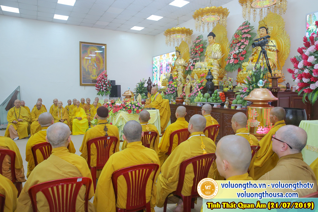 hinh-anh-cong-tu-chu-nhat-ngay-21-07-2019-chua-quan-the-am-duc-trong-lam-dong-36.jpg
