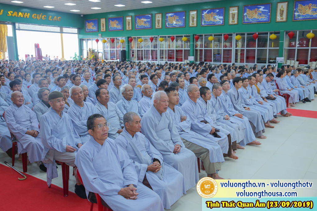 hinh-anh-cong-tu-chu-nhat-ngay-22-09-2019-chua-quan-the-am-duc-trong-lam-dong-15.jpg
