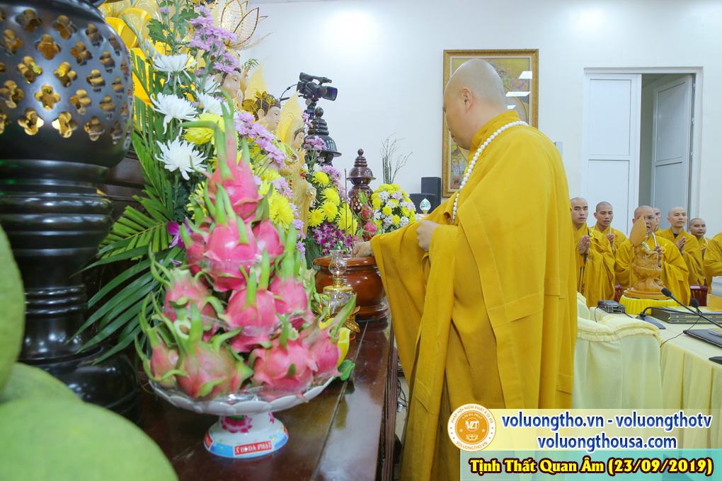 hinh-anh-cong-tu-chu-nhat-ngay-22-09-2019-chua-quan-the-am-duc-trong-lam-dong-23.jpg