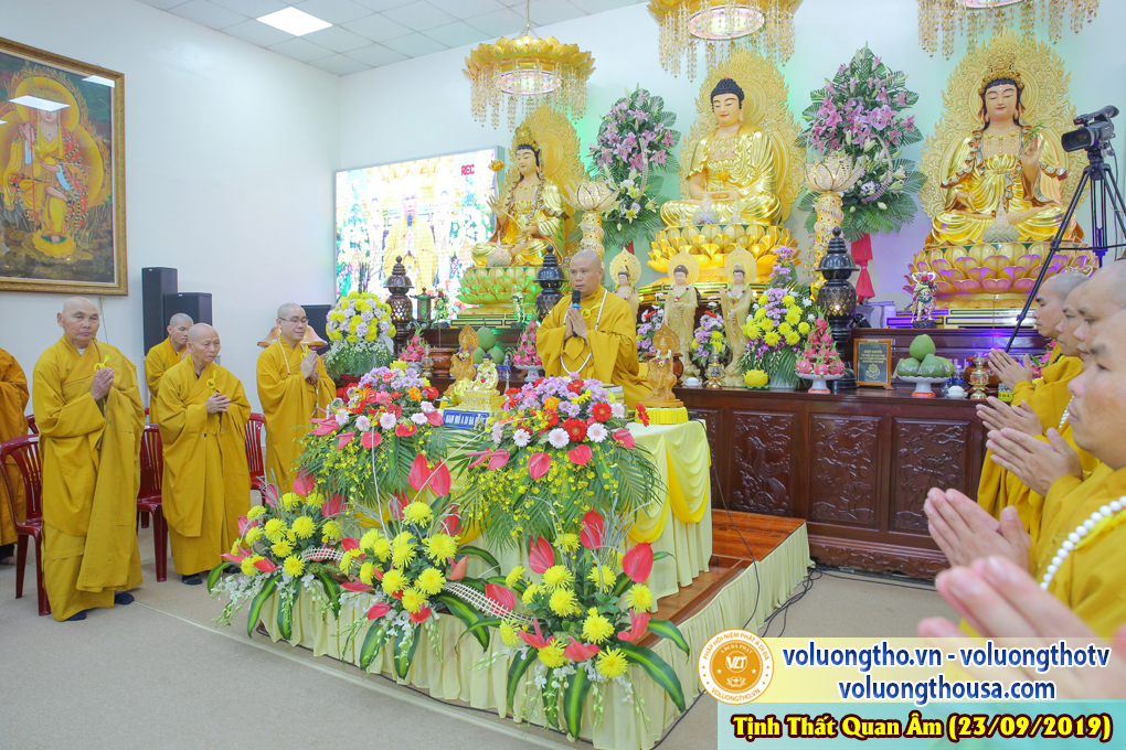 hinh-anh-cong-tu-chu-nhat-ngay-22-09-2019-chua-quan-the-am-duc-trong-lam-dong-24.jpg