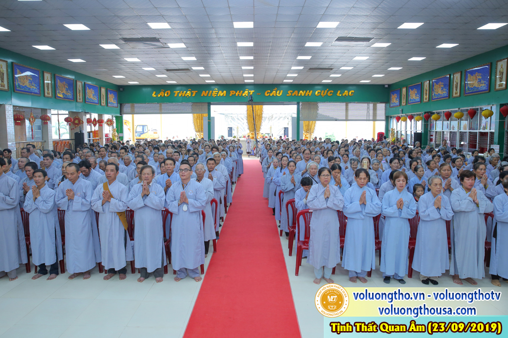hinh-anh-cong-tu-chu-nhat-ngay-22-09-2019-chua-quan-the-am-duc-trong-lam-dong-27.jpg