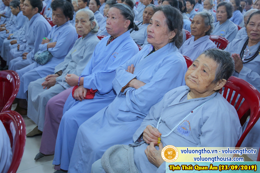 hinh-anh-cong-tu-chu-nhat-ngay-22-09-2019-chua-quan-the-am-duc-trong-lam-dong-7.jpg