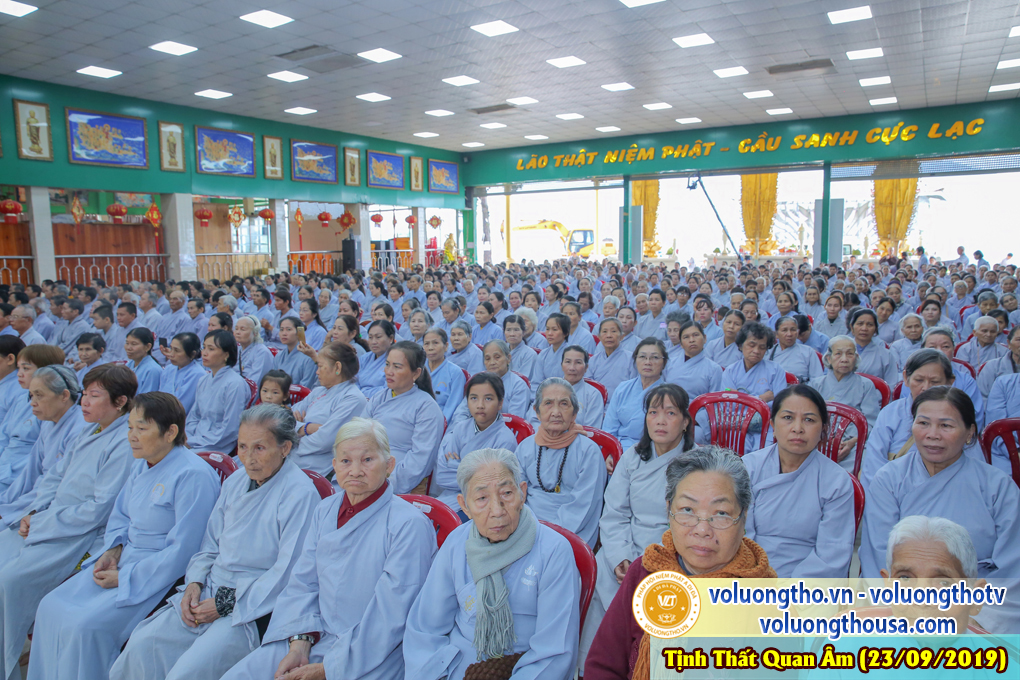 hinh-anh-cong-tu-chu-nhat-ngay-22-09-2019-chua-quan-the-am-duc-trong-lam-dong-8.jpg