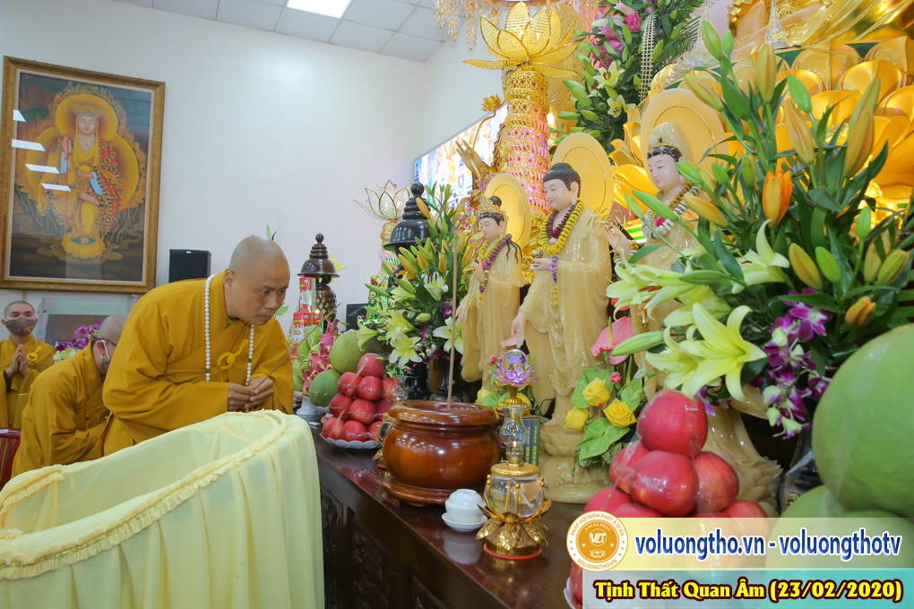 hinh-anh-cong-tu-chu-nhat-ngay-23-02-2020-chua-quan-the-am-duc-trong-lam-dong-27.jpg