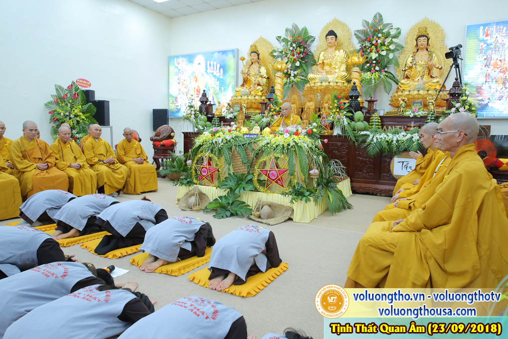 hinh-anh-cong-tu-chu-nhat-ngay-23-09-2018-chua-quan-the-am-duc-trong-lam-dong-11.jpg