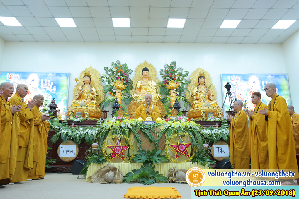 hinh-anh-cong-tu-chu-nhat-ngay-23-09-2018-chua-quan-the-am-duc-trong-lam-dong-27.jpg