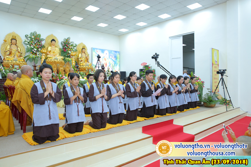 hinh-anh-cong-tu-chu-nhat-ngay-23-09-2018-chua-quan-the-am-duc-trong-lam-dong-6.jpg