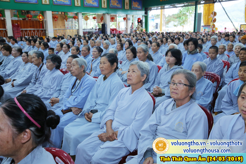 hinh-anh-cong-tu-chu-nhat-ngay-24-03-2019-chua-quan-the-am-duc-trong-lam-dong-19.jpg