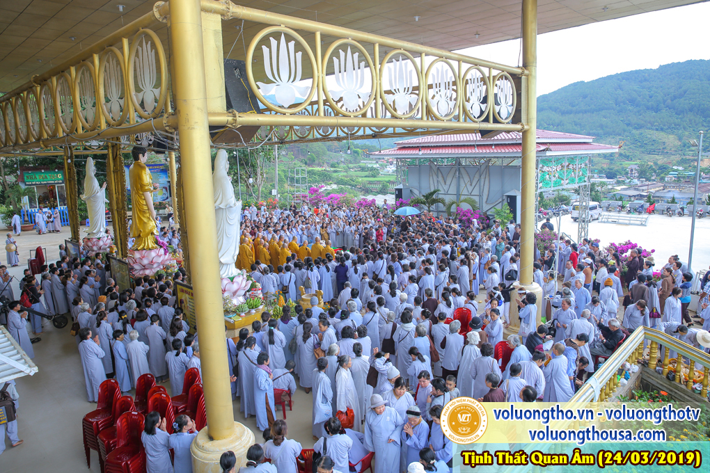 hinh-anh-cong-tu-chu-nhat-ngay-24-03-2019-chua-quan-the-am-duc-trong-lam-dong-28.jpg