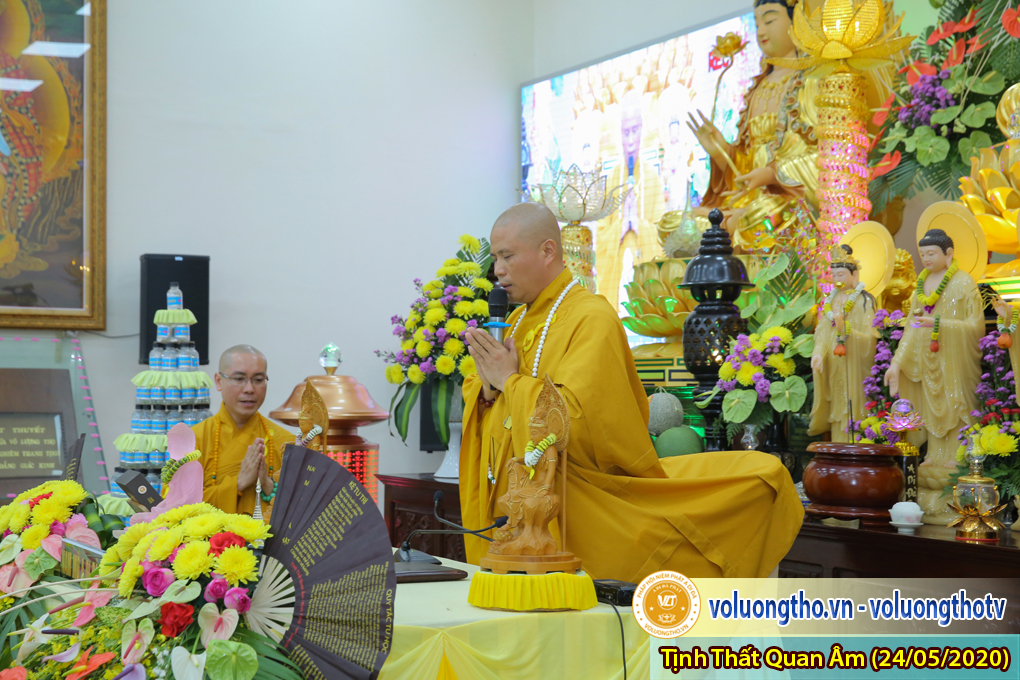 hinh-anh-cong-tu-chu-nhat-ngay-24-05-2020-chua-quan-the-am-duc-trong-lam-dong-2.jpg