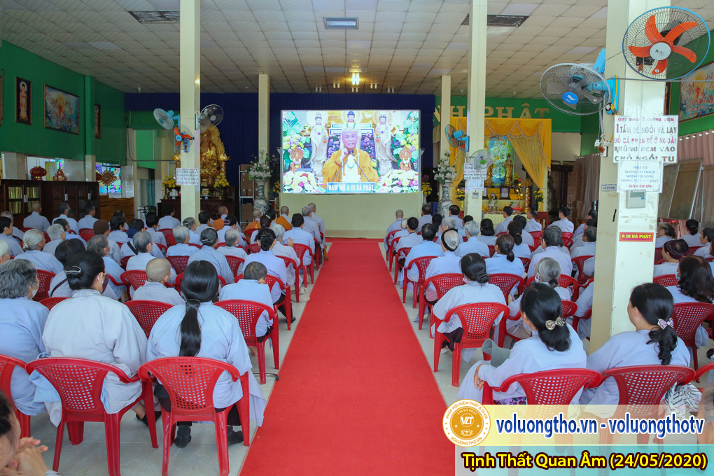 hinh-anh-cong-tu-chu-nhat-ngay-24-05-2020-chua-quan-the-am-duc-trong-lam-dong-20.jpg
