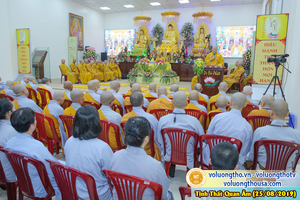 hinh-anh-cong-tu-chu-nhat-ngay-25-08-2019-chua-quan-the-am-duc-trong-lam-dong-5.jpg