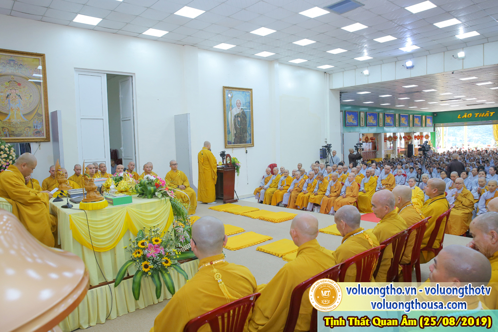 hinh-anh-cong-tu-chu-nhat-ngay-25-08-2019-chua-quan-the-am-duc-trong-lam-dong-8.jpg