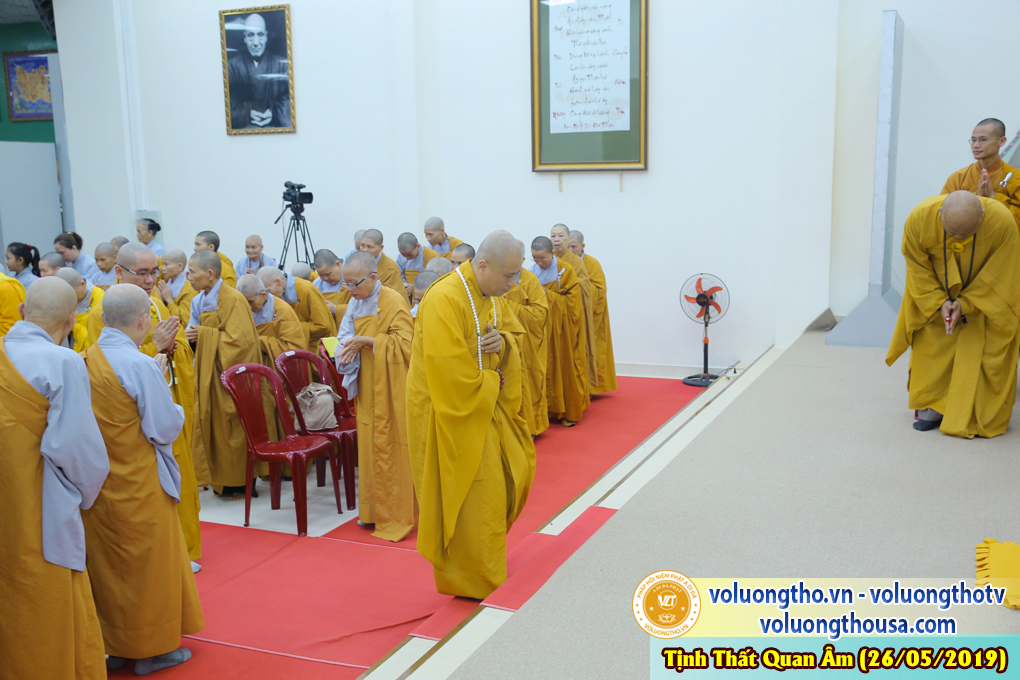 hinh-anh-cong-tu-chu-nhat-ngay-26-05-2019-chua-quan-the-am-duc-trong-lam-dong-1.jpg