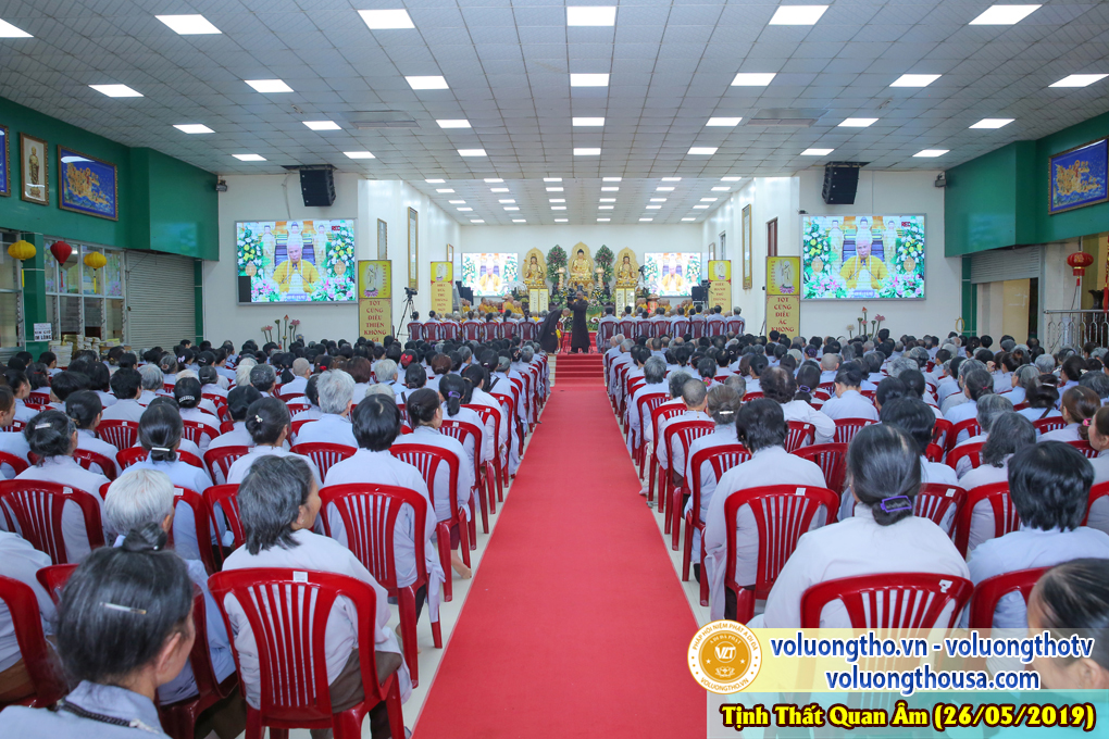 hinh-anh-cong-tu-chu-nhat-ngay-26-05-2019-chua-quan-the-am-duc-trong-lam-dong-10.jpg
