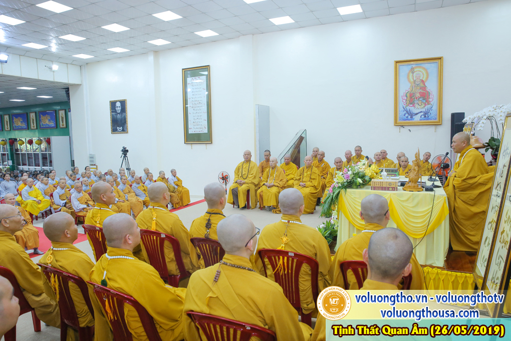 hinh-anh-cong-tu-chu-nhat-ngay-26-05-2019-chua-quan-the-am-duc-trong-lam-dong-14.jpg