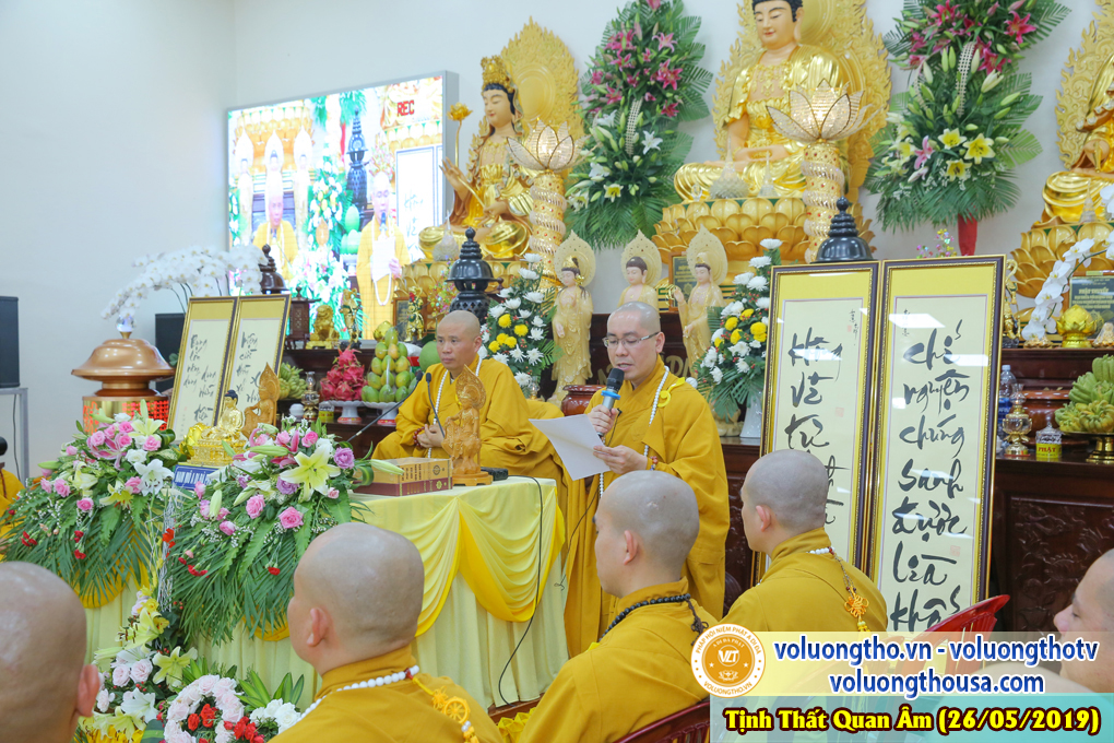 hinh-anh-cong-tu-chu-nhat-ngay-26-05-2019-chua-quan-the-am-duc-trong-lam-dong-15.jpg