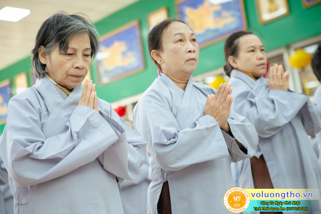 hinh-anh-cong-tu-chu-nhat-ngay-27-12-2020-chua-quan-the-am-duc-trong-lam-dong-17.jpg