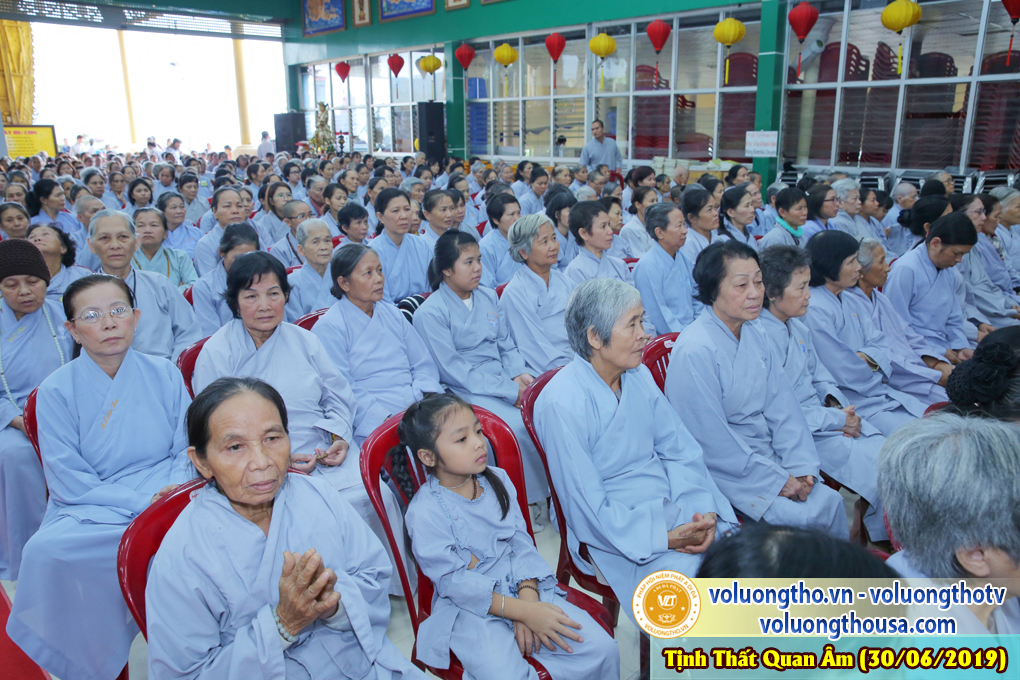 hinh-anh-cong-tu-chu-nhat-ngay-30-06-2019-chua-quan-the-am-duc-trong-lam-dong-13.jpg