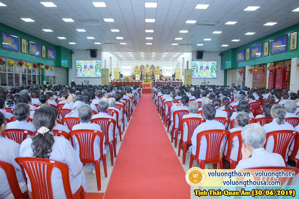 hinh-anh-cong-tu-chu-nhat-ngay-30-06-2019-chua-quan-the-am-duc-trong-lam-dong-14.jpg